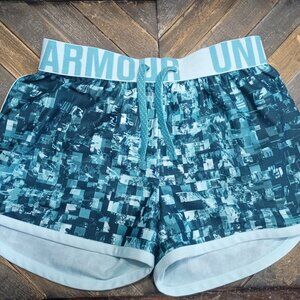 Girls Under Armour Youth Med Heatgear Shorts